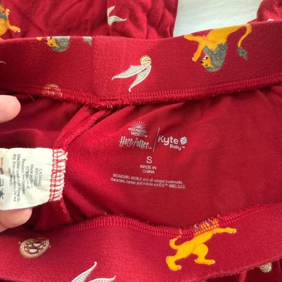 Kyte Baby Pajama Set, Adult Unisex, size small, Harry Potter - Picture 4 of 4